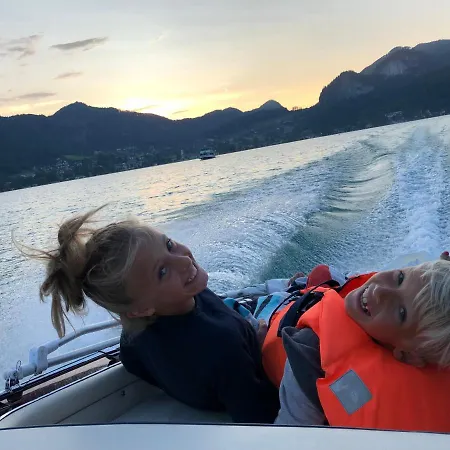 Wolfgangsee Seeblickplatzl 220 - Mit Tollem Seeblick! * Strobl