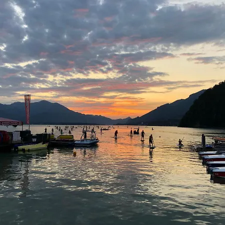 Wolfgangsee Seeblickplatzl 220 - Mit Tollem Seeblick! שטרובל