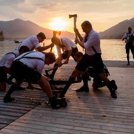 Apartment Seeblickplatzl 220 - Mit Seeblick Zum Wolfgangsee Strobl