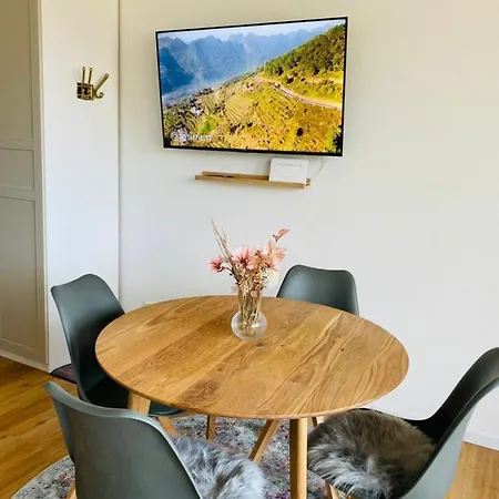 Wolfgangsee Seeblickplatzl 220 - Mit Tollem Seeblick! Apartment Strobl